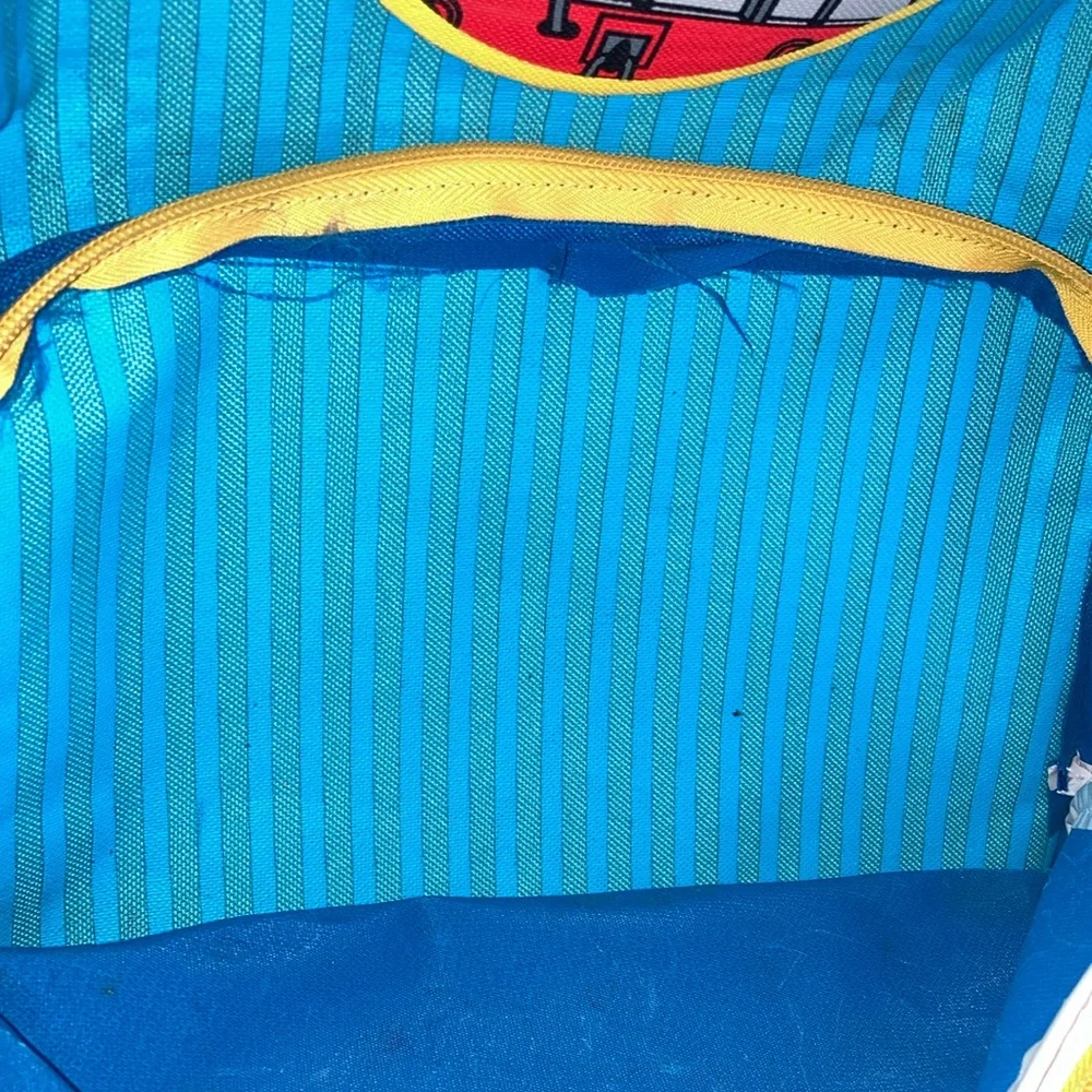 Thomas & Friends Kids 17” Blue Travel Roller Bag Backpack - Picture 5 of 17